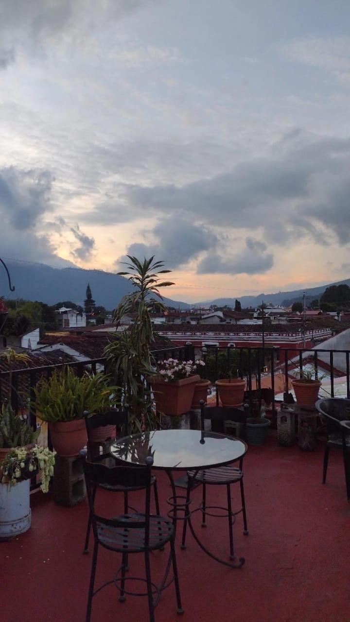 hostal los tecolotes antigua Exterior foto
